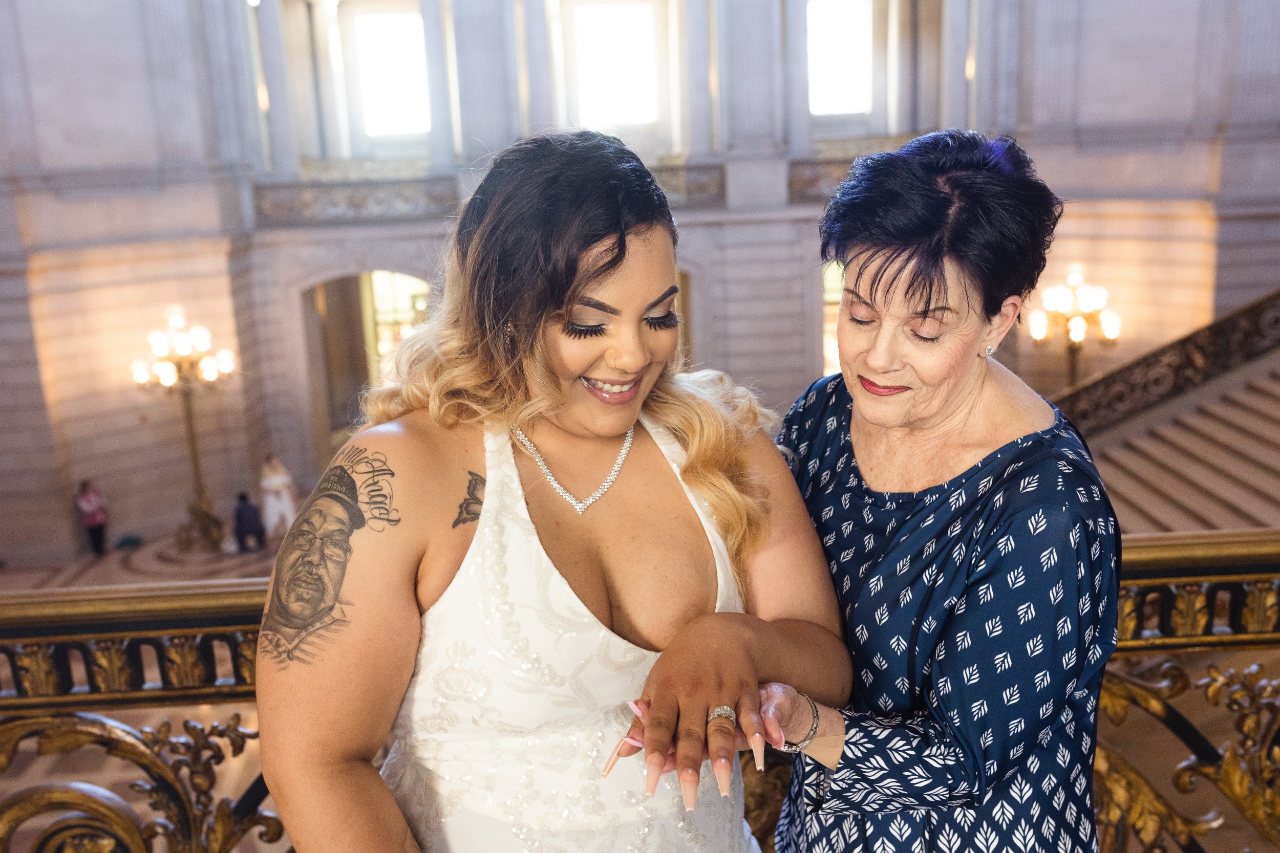 sf city hall wedding bride and mom