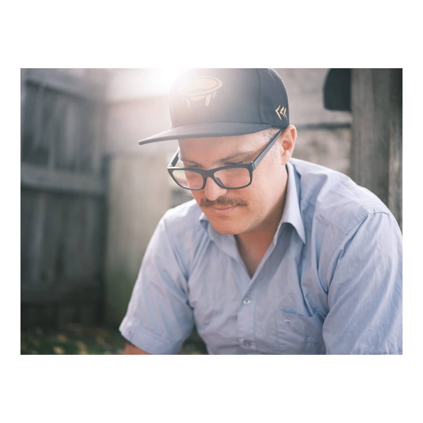 Todd, Christmas Kava mix 2020
@toddhenryphoto
.
.
.
.
.
.
.
#mediumformat #mediumformatmag #gfx50r #progearfeature #portrait #portrait_ig #portraitphotography #ig_mood #justgoshoot #picoftheday #auckland #newzealand #beach #sun  #kava #mangere @fujif