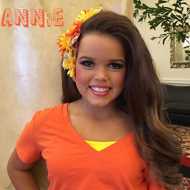 Wow...now that is a natural looking UNITY pageant flipper. Thanks Annie for sharing your smile with us. #pageantflipper #unitysmile #shareyoursmile #pageantgirl