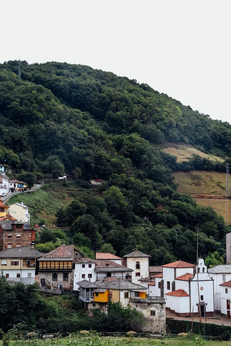 Cangas+de+Narcea.jpeg © Monica R Goya