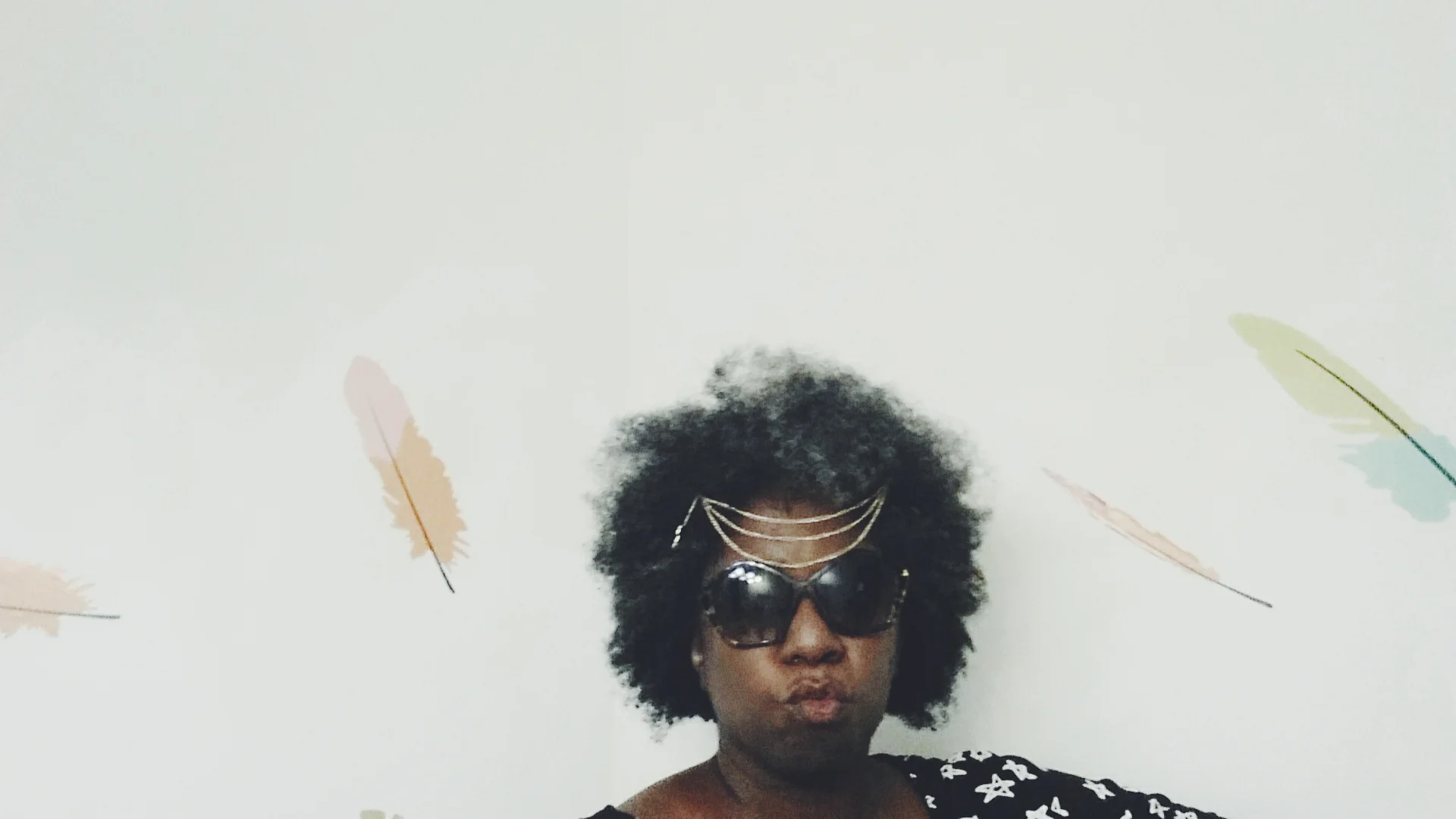 oh hey, I'm just blowing kisses in the Trinity hair combs