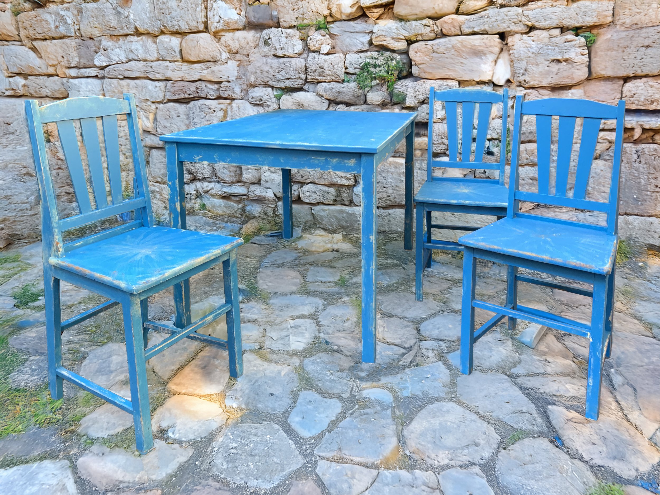 Custom Distressed Furniture