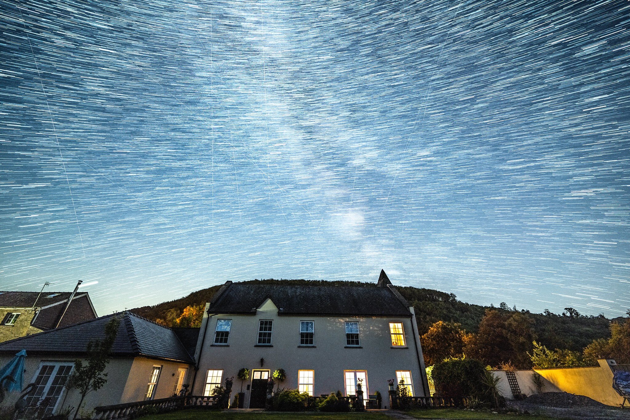 Glangwili Mansion Startrails 2.jpg