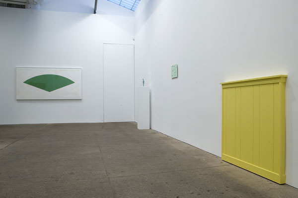 Spectrum-installation-view-(green&yellow)_web.jpg