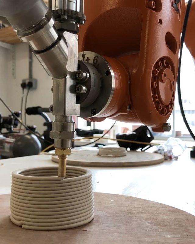 Calibration of porcelain extrusion system and a KUKA robot 🤖☺️👌 ...using a customised porcelain the next steps are material, tool path and hardware / software optimisation.. We&rsquo;re developing generative design systems which will allow aspects 
