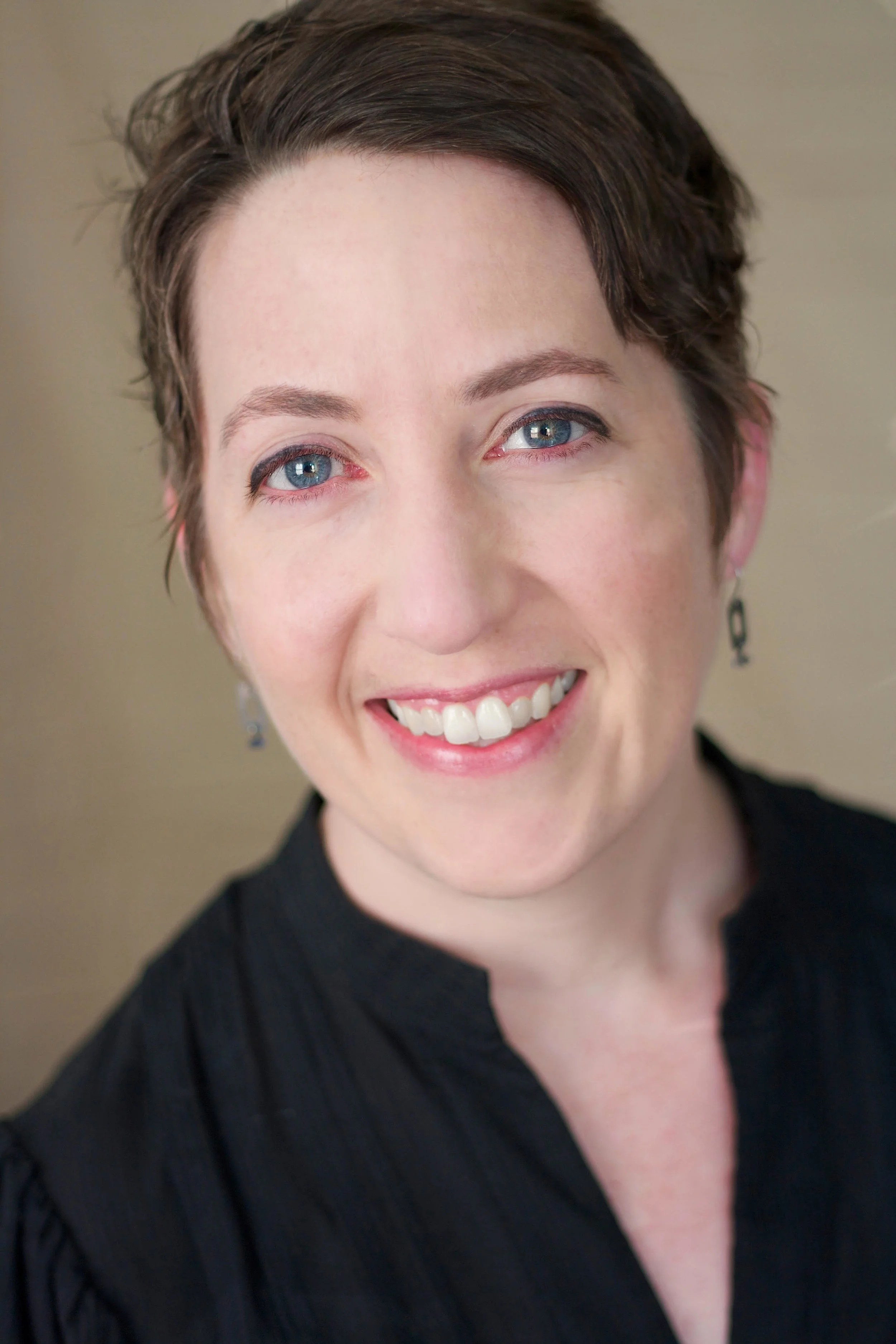 Smith, Amy bio.jpg