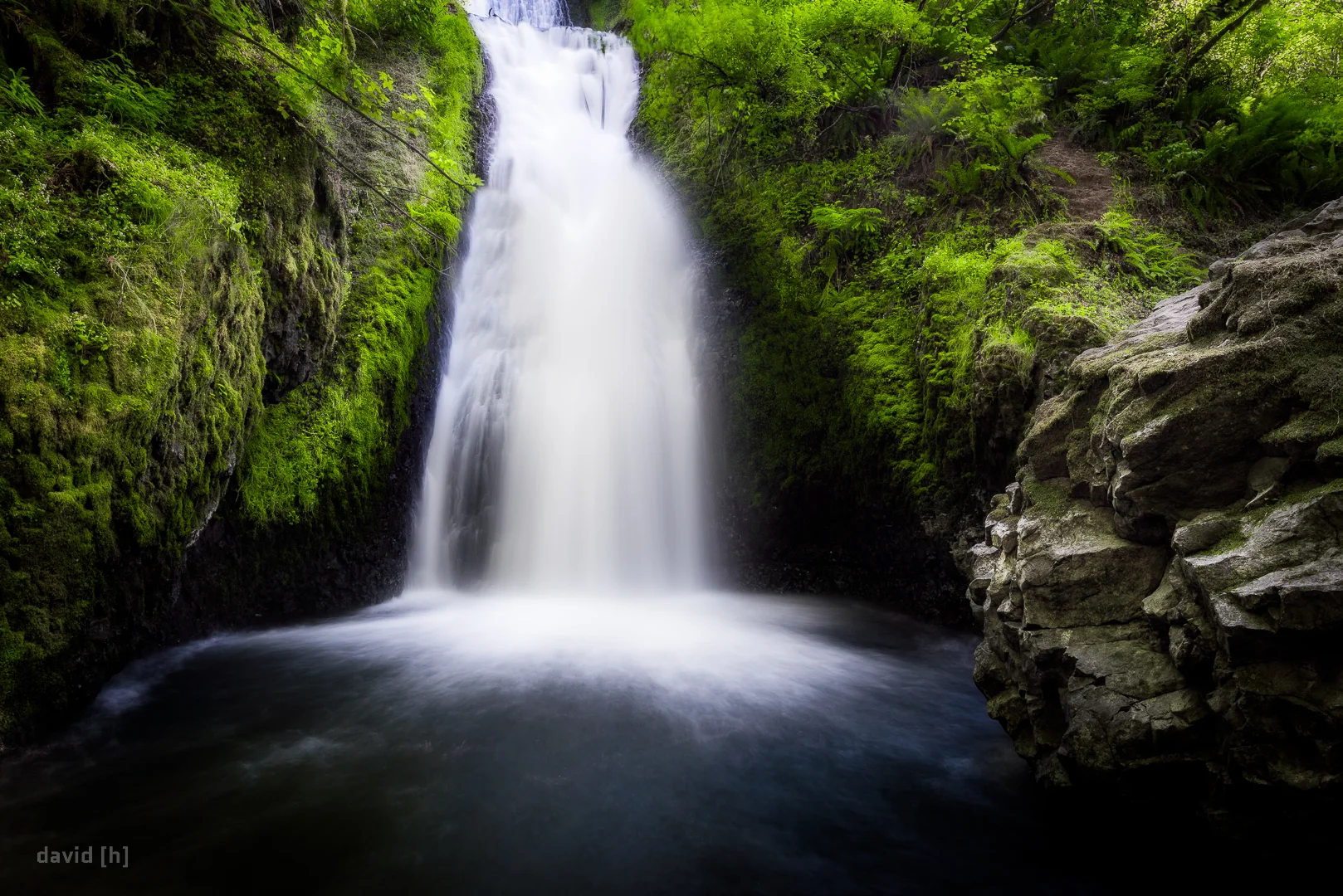 Bridal Veil Falls are located a few minutes off the Columbia River Gorge Scenic Highway!