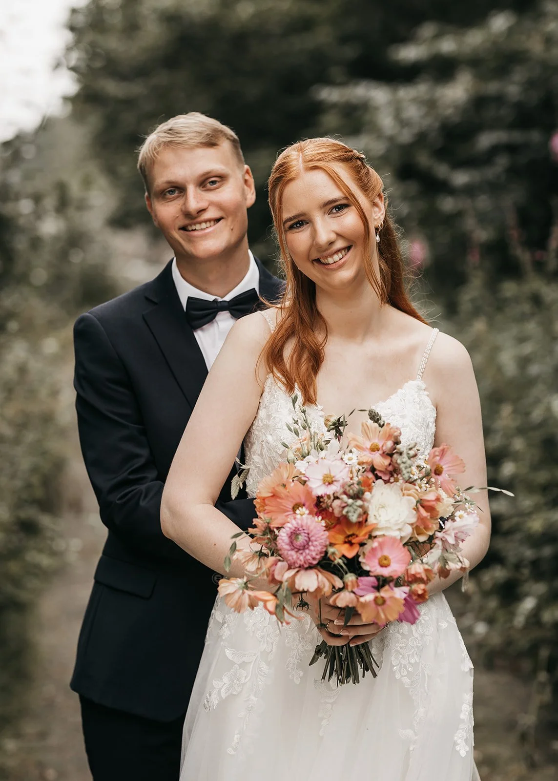 Vakkert bryllupsbilde til takkekortet, Kristiansand Frikstad. Fotograf Sødahl