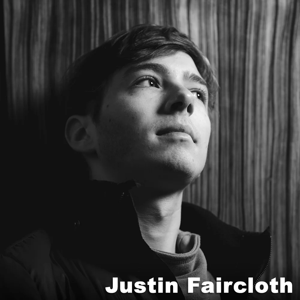 Justin Faircloth (Performer) is a performing artist originally from North Carolina where, after graduating high school from UNC School of the Arts, he moved to New York and in 2016 graduated from NYU-Tisch School of the Arts with a BFA in Dance. Since graduating, Justin has had the pleasure of working with Cherylyn Lavagnino Dance, loveconductors (Shantelle C. Jackson), Jeremy Nelson and Luis Lara Malvacías (Third Class Citizen), Anna Marchisello, Rashaun Mitchell + Silas Reiner, Maddie Schimmel, Jessie Young, and Abby Z + the New Utility. Justin is creating his own work and is fortunate to have presented at the Jack Crystal Theater, Dixon Place, Triskelion Arts, Alchemical Studios, Danspace, and SMUSH Gallery.