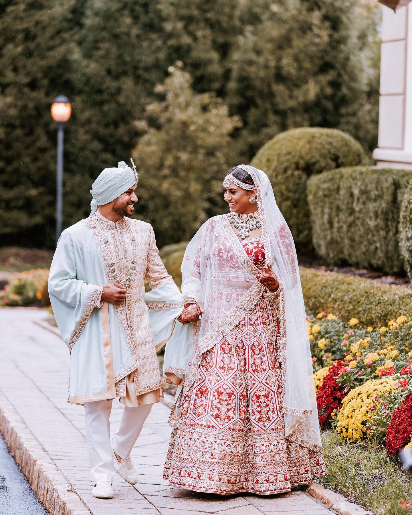 Akshay + Bindi Wedding Series | Wedding Day

The one we all have been waiting for! ❤️

.
. 
.
#TumHiHoEvents #THH #indianweddingplanner #indianwedding #indianweddings #desiwedding #desiweddings #southasianweddings #southasianwedding #indianbrides #we