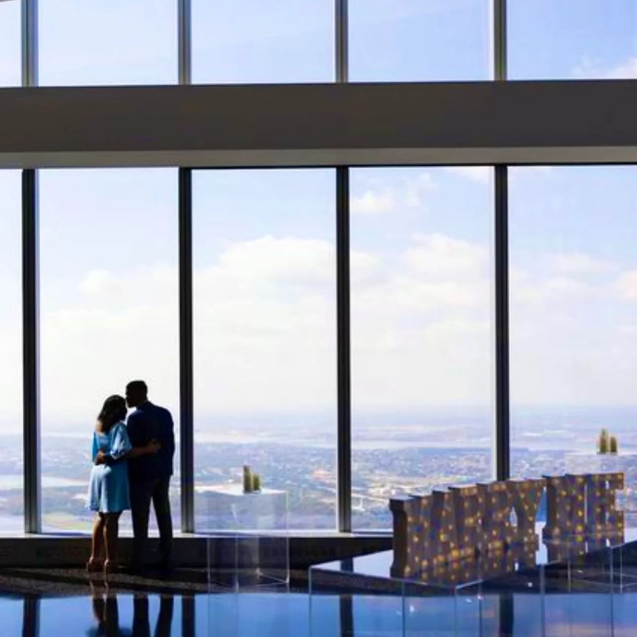 Overlooking the city where they had their first date, Brandon booked the top floor of the One World Observatory to surprise Anaswara with the sweetest proposal ♥️💍
We can’t wait to be a part of your big day this weekend🥰🫶🏽
9.21.202