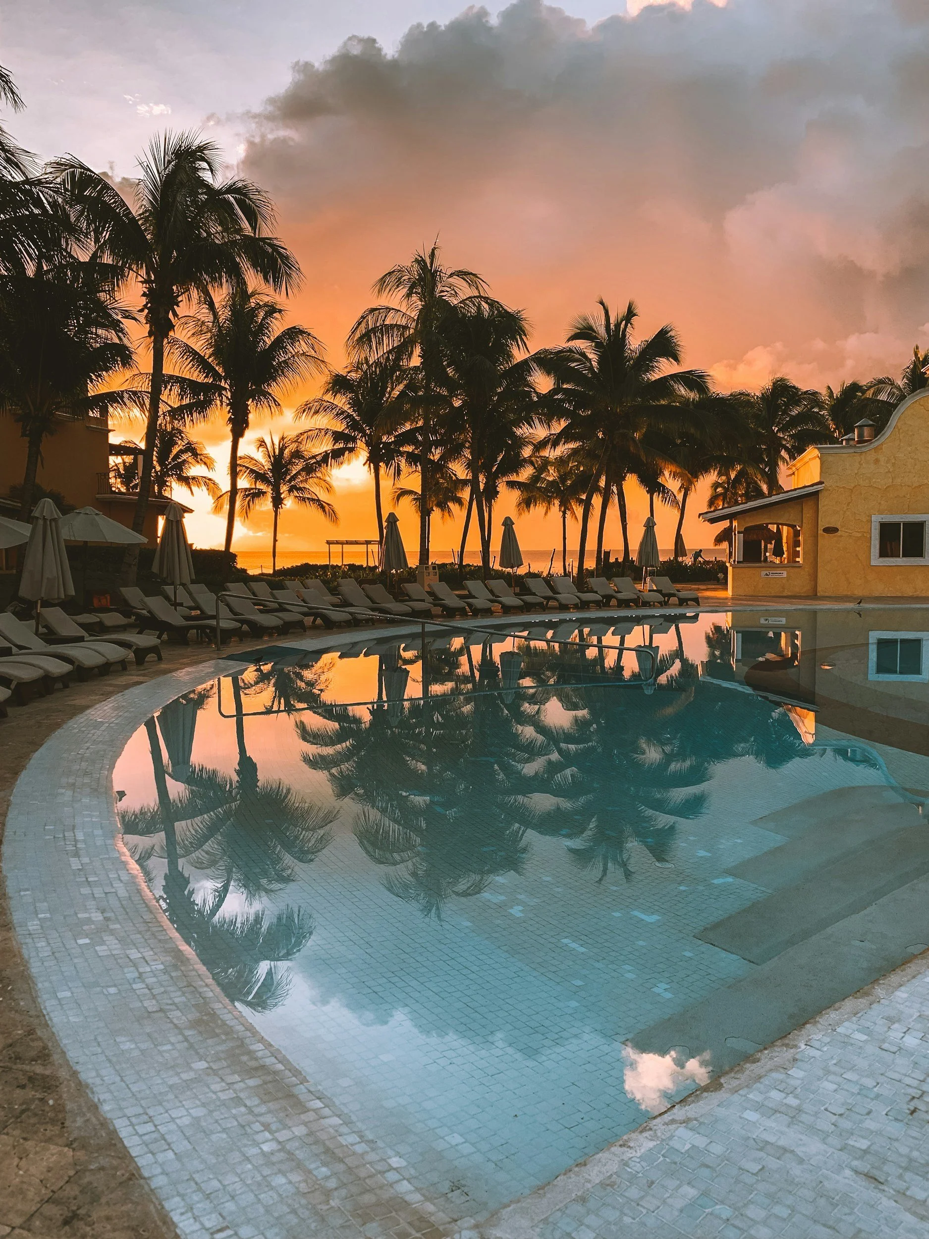 Mexico Indian Wedding Planners: All-Inclusive Resorts vs. Private Villas.