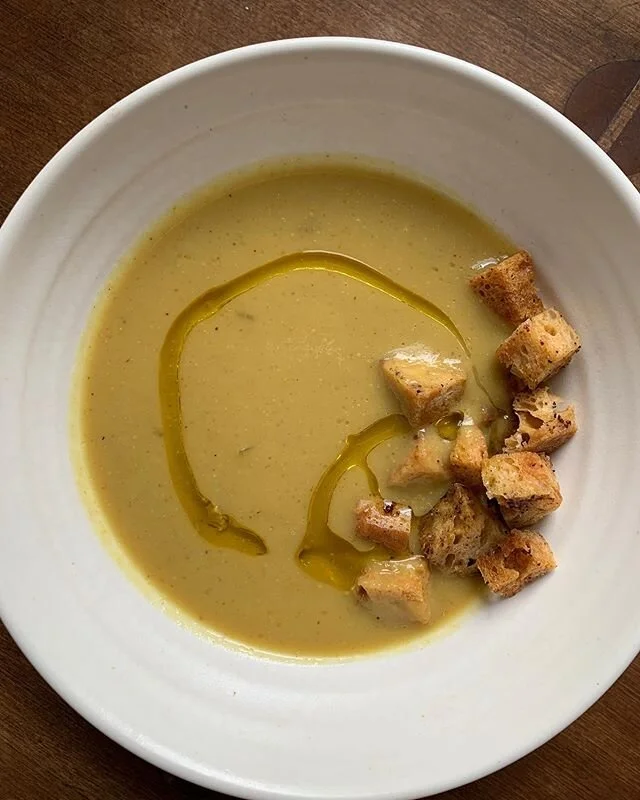 Today&rsquo;s salt heart went out and I ramble you through this vegan turmeric cauliflower and celeriac soup... the trick is potatoes!