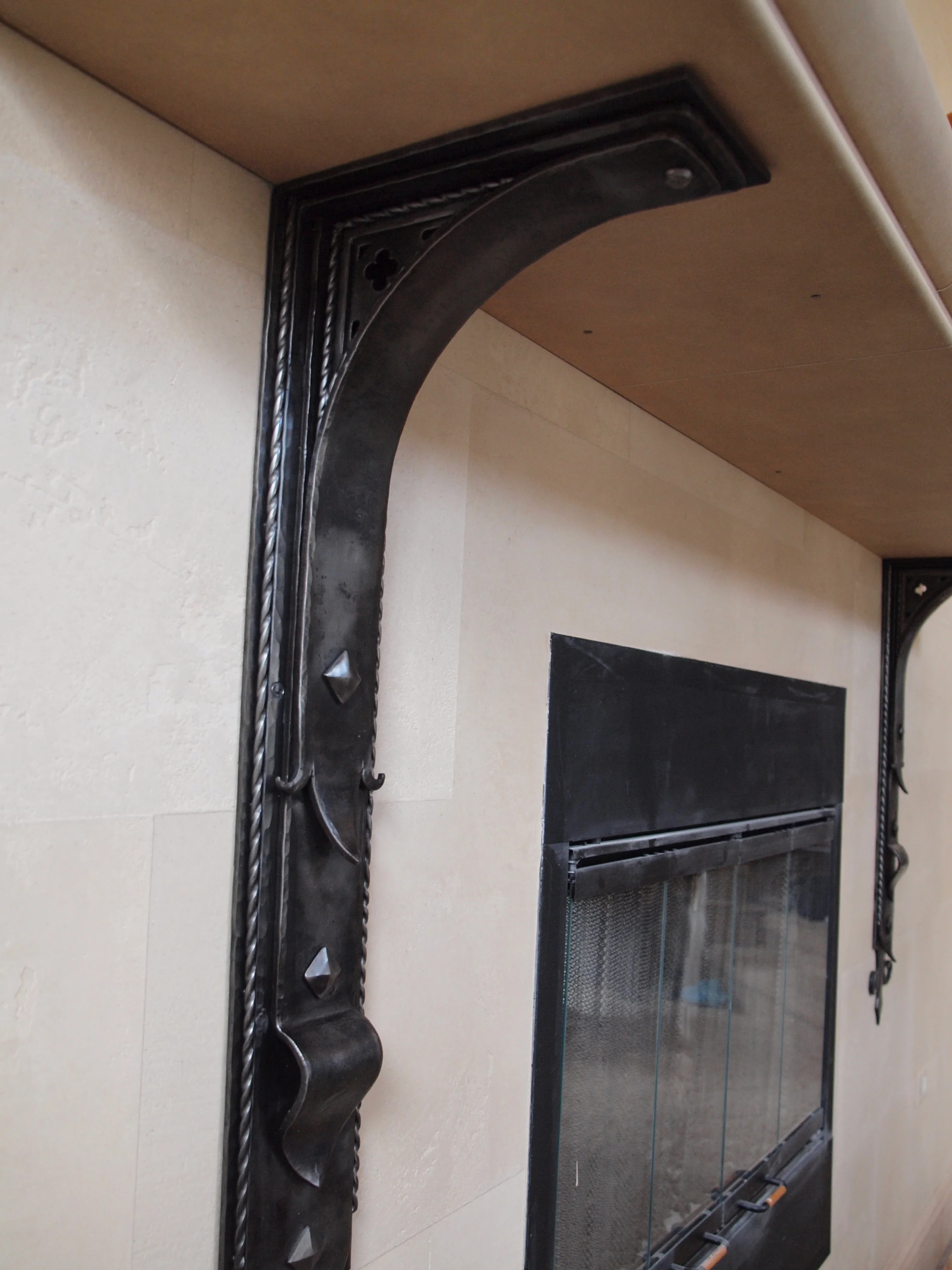 Bracket Cipollone8.JPG