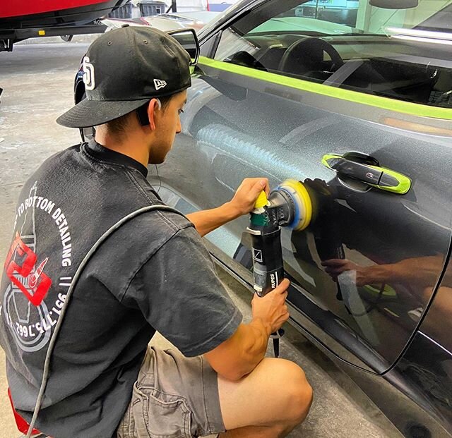 ✨Paint Correction by @toptobottom_detailing... We Can Get Your Vehicle Dialed In &amp; Looking NEW Again ✨
&bull;
BOOK APPOINTMENT:
951.775.7662
&bull;
FREE QUOTES:
toptobottomdetailing.com/freequote
&bull;
Top to Bottom Detailing
951.775.7662
27620 