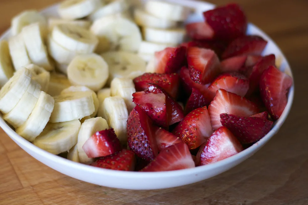 Serve with bananas and strawberries! Whaaat?!