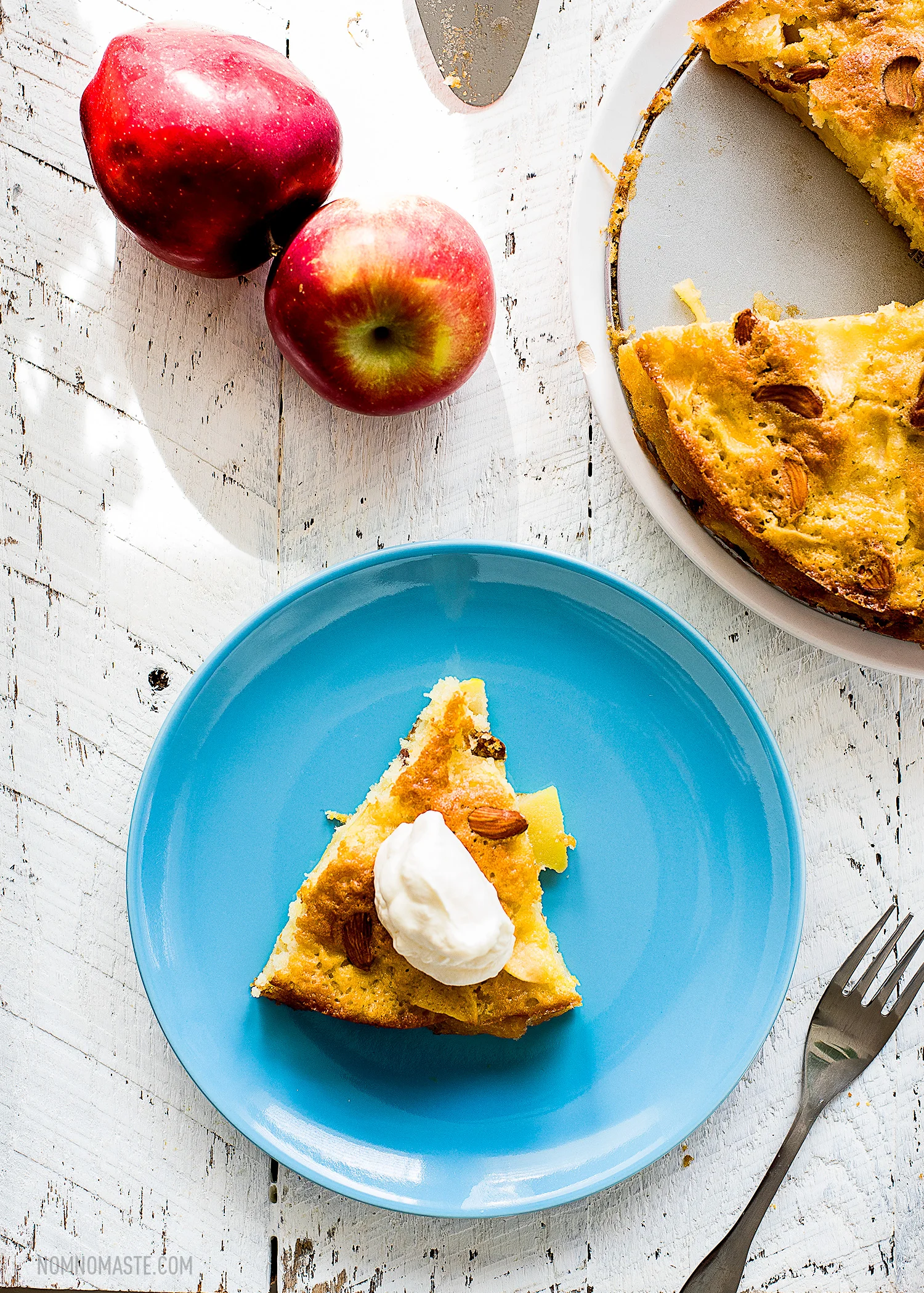 French-Cardamom-Apple-Cake_NomNomaste_8.jpg