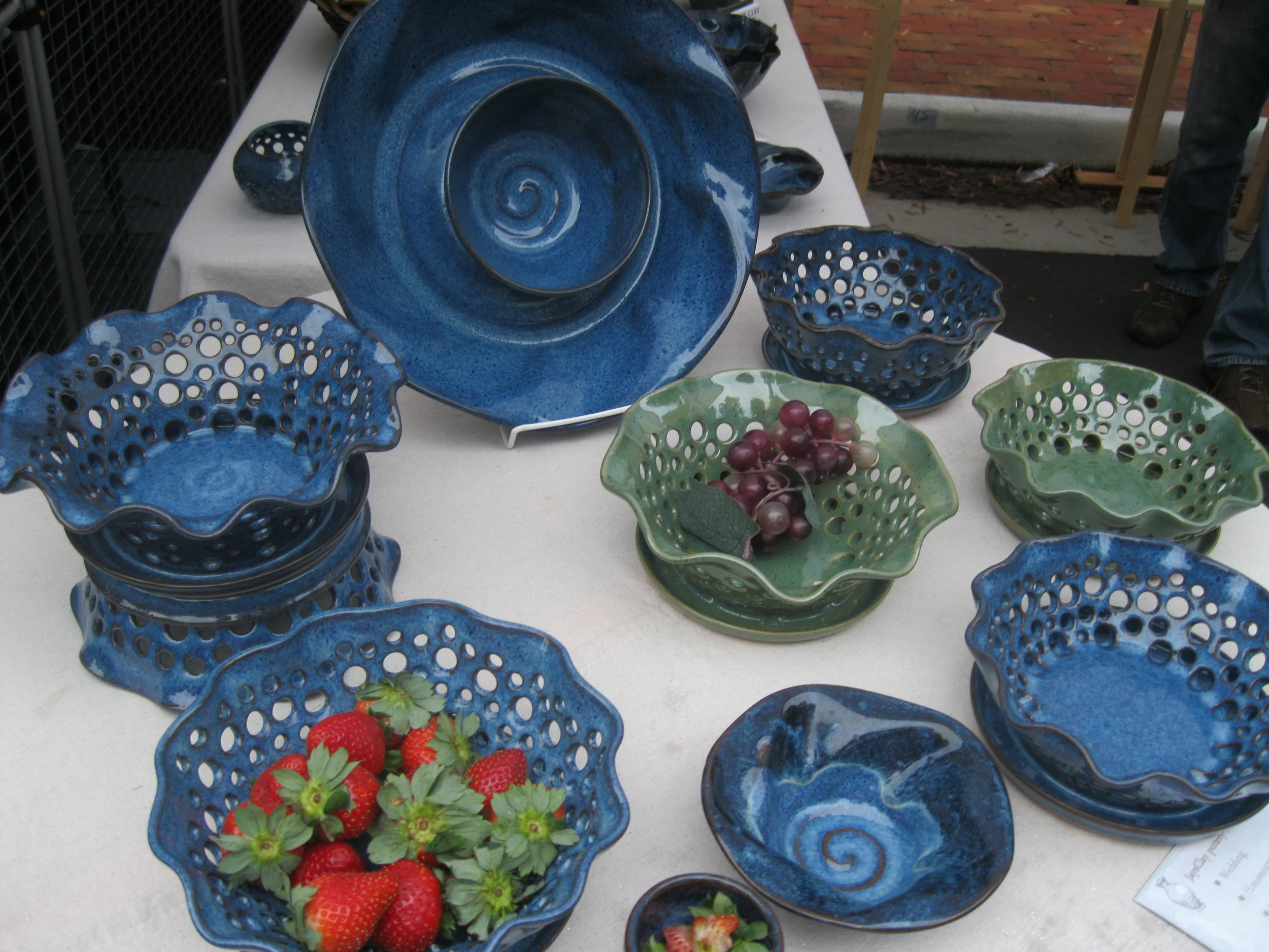 Jay Odor of Jay's Clay Berry Bowls at 2nd Sundays Oct 12 2014.jpg