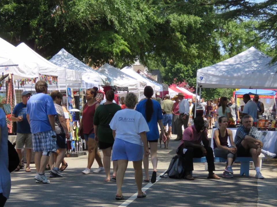 2nd Sundays Street scene 7 2017 Full 100 Block Boundary with bench full of listeners.jpg