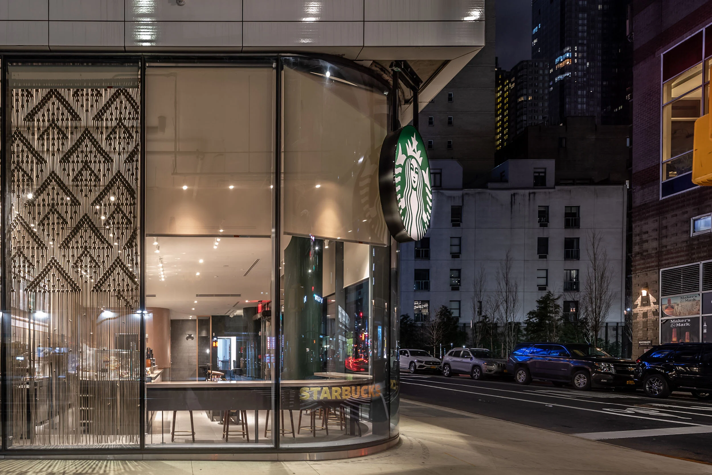 Starbucks_exterior_side.jpg