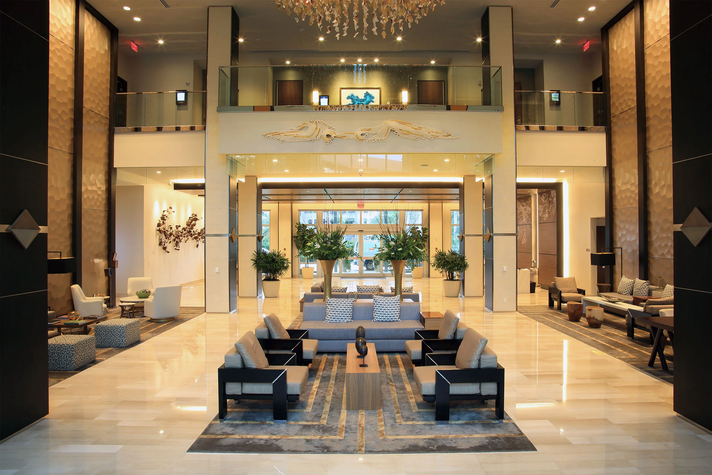 HiltonWPB_02.jpg