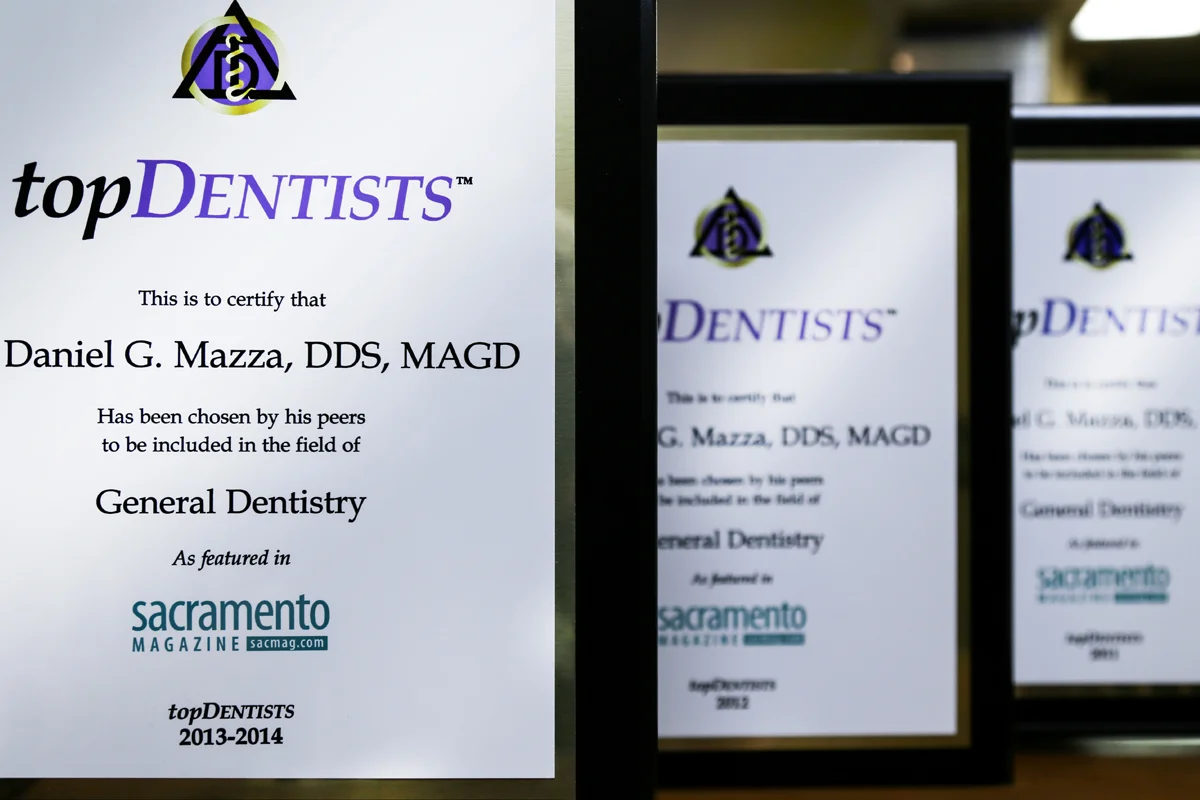 TopDentist_1200x800_300dpi.jpg