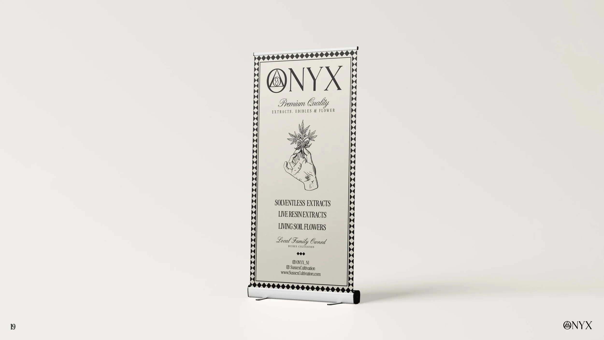 ONYX_BrandManual_F&F (1)_Page_19.jpg