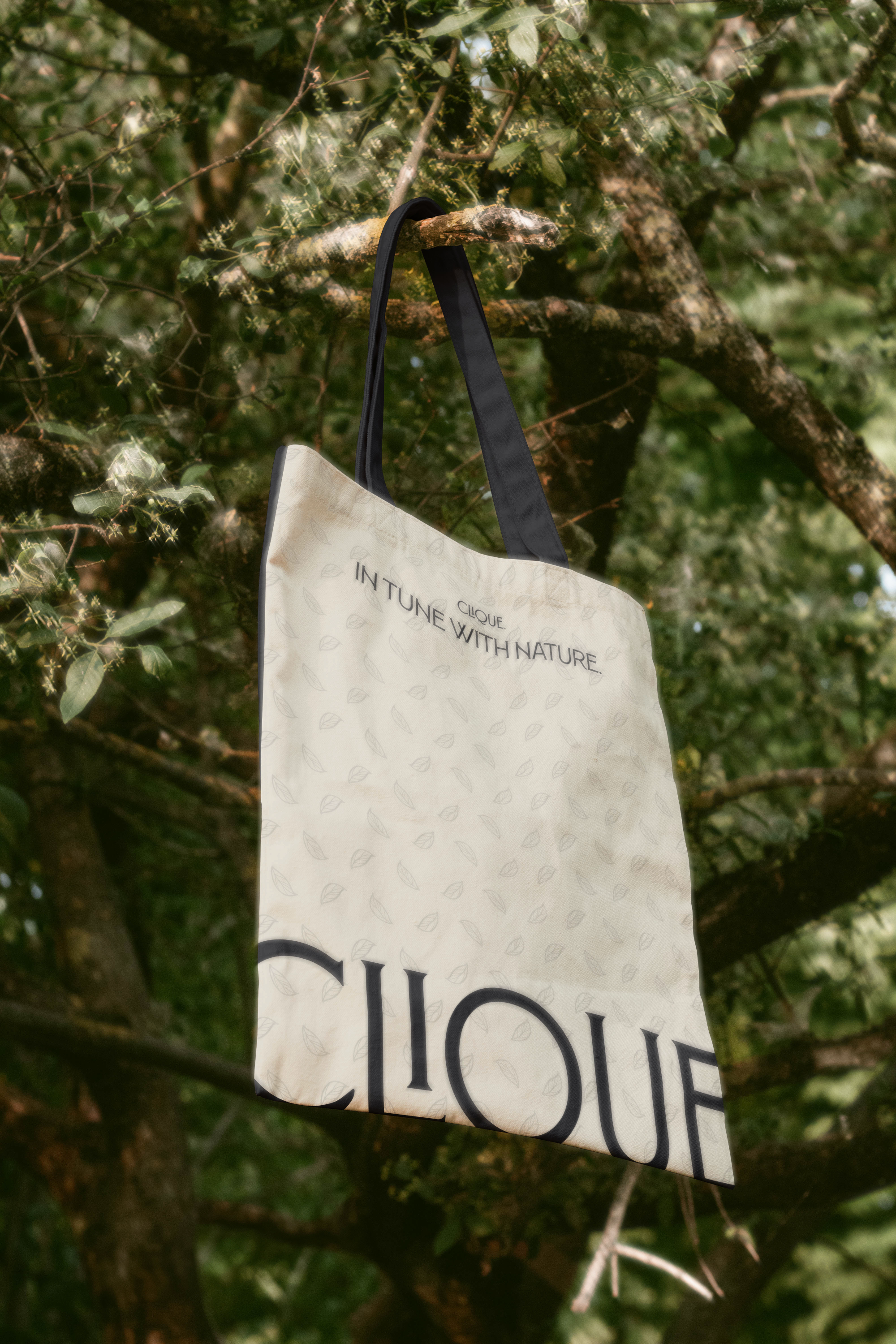 Tote-Bag-Design-With-Clique-Top.png