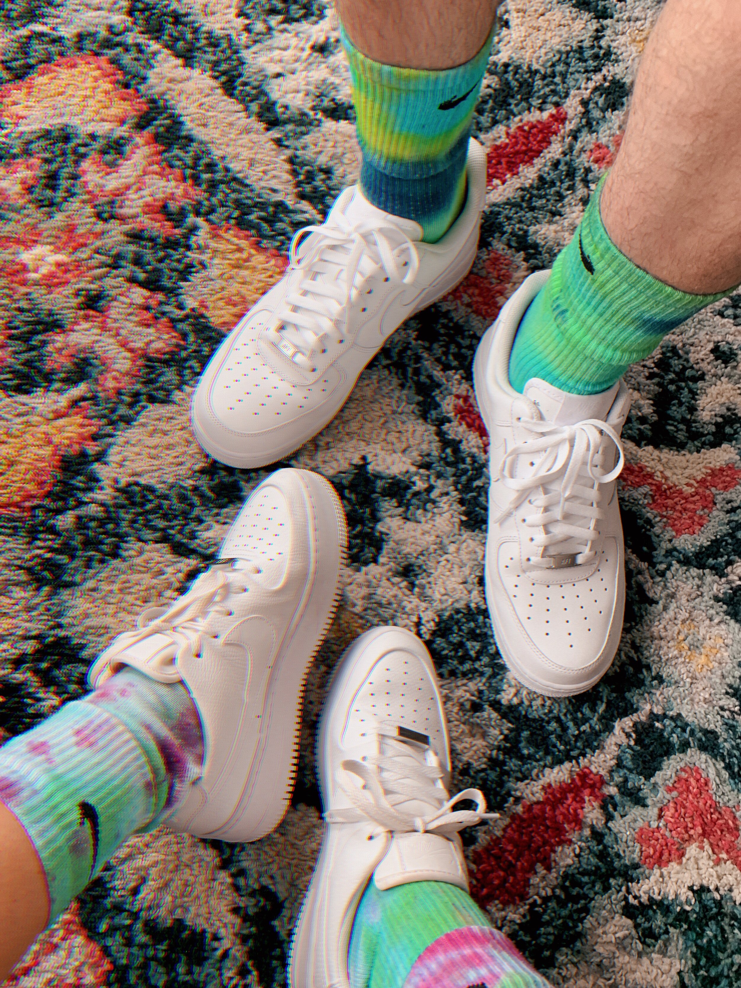 DIY Tie Dye Nike Socks - bresheppard.com.JPEG