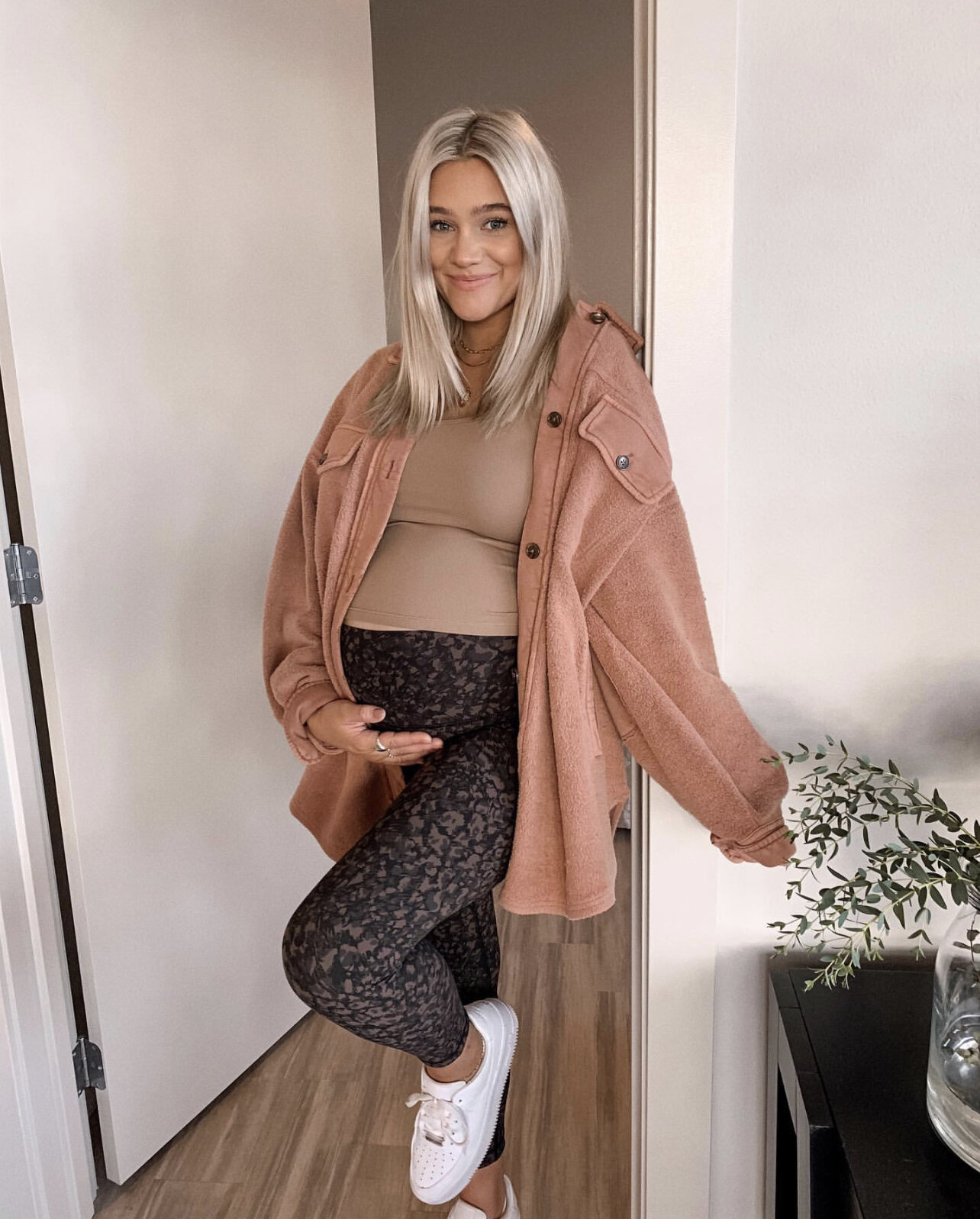 How To Style - The Free People Ruby Jacket - Pregnant Style.jpg