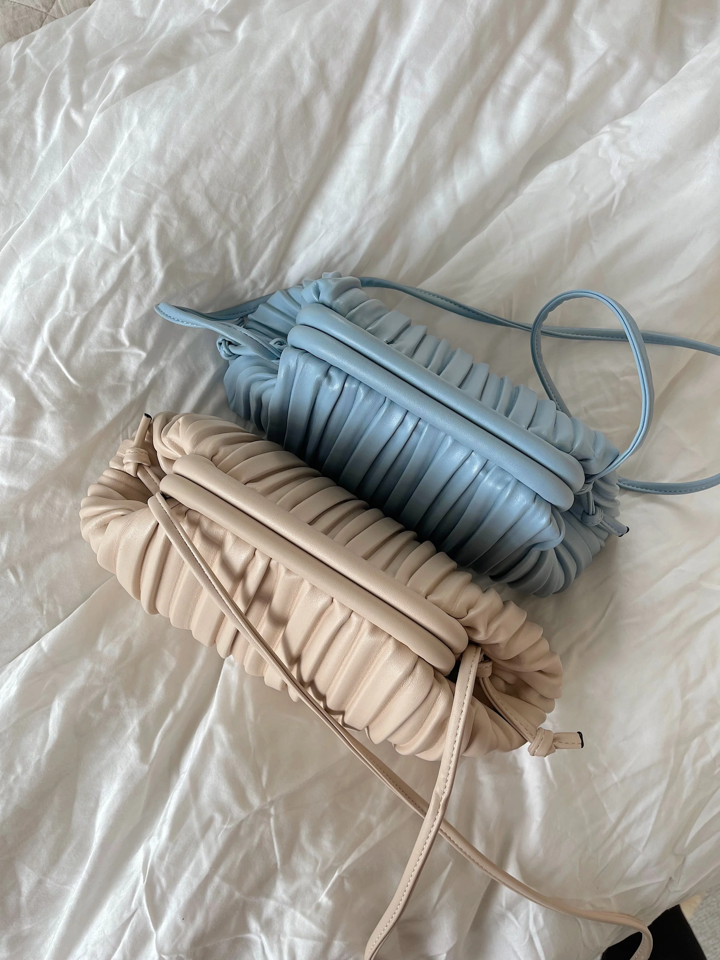 $35 Amazon Dumpling Bag Review - bresheppard.us.JPG