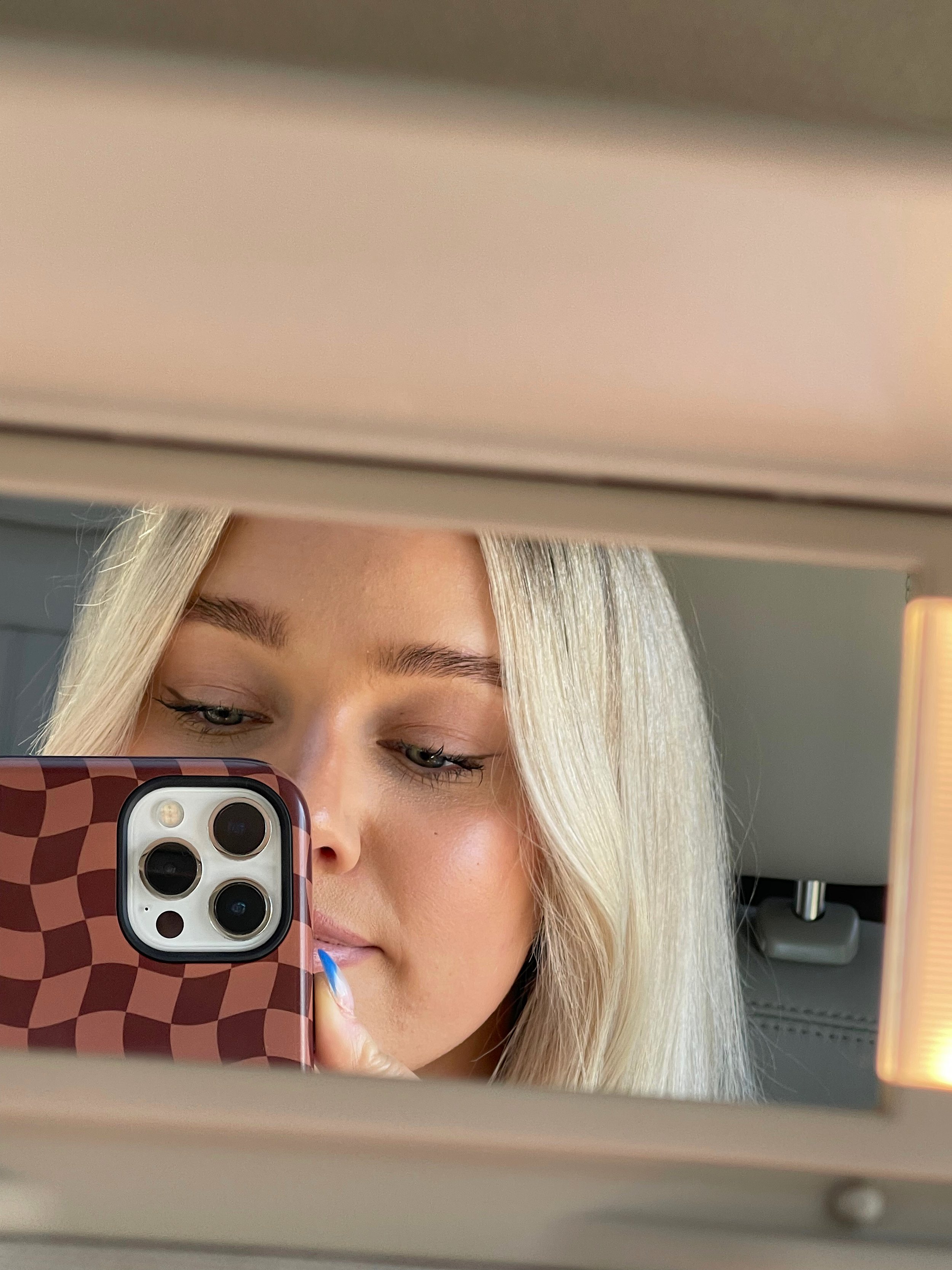 Dyeing My Brows At Home