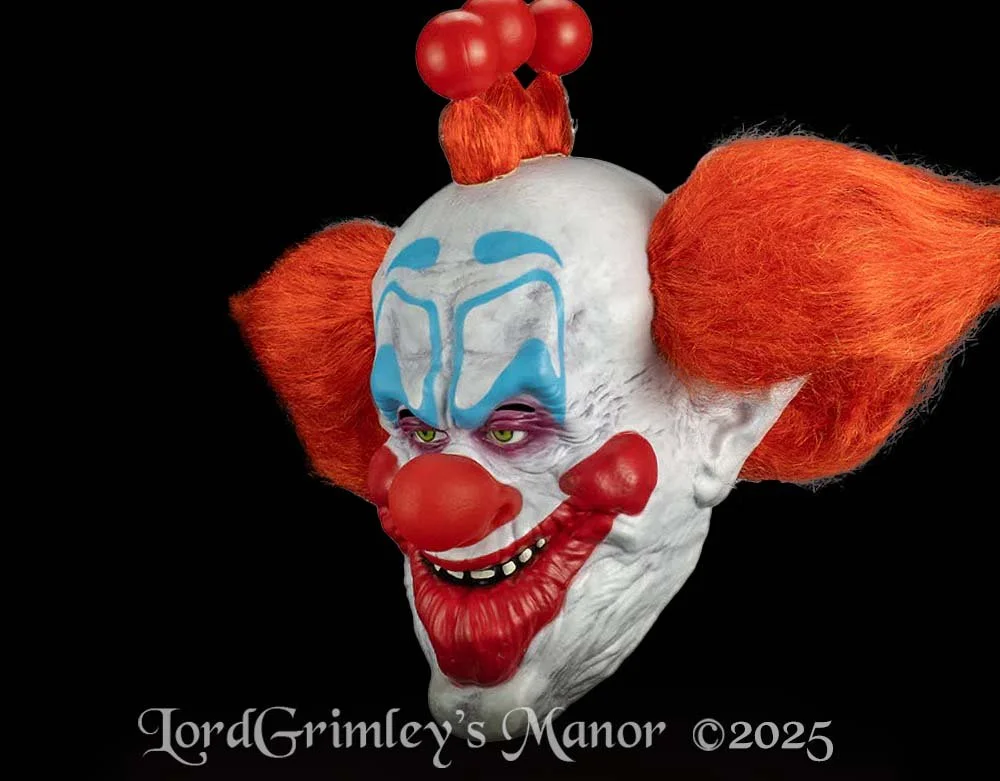 Trick or Treat Studios - Officially Licensed Slim Killer Clown From Outer Space - Halloween Deluxe Injection Mask - Lord Grimley's Manor