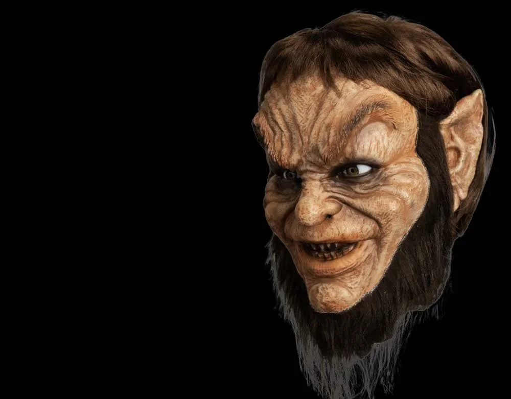 Trick or Treat Studios - Officially Licensed Leprechaun - Halloween Deluxe Injection Retro Mask - Lord Grimley's Manor