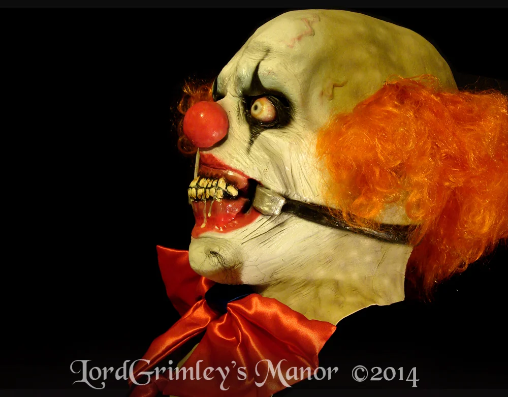 Ghoulish_SmileyClown_01.jpg