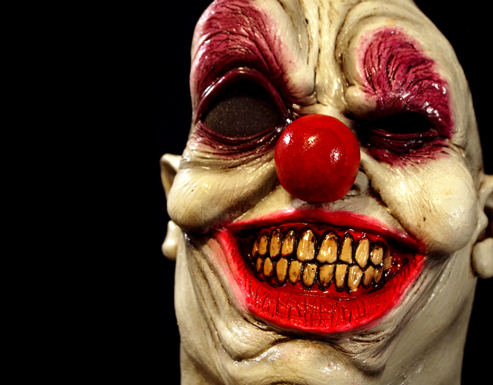 Ghoulish_CrazyEyeClown_Thumb.jpg