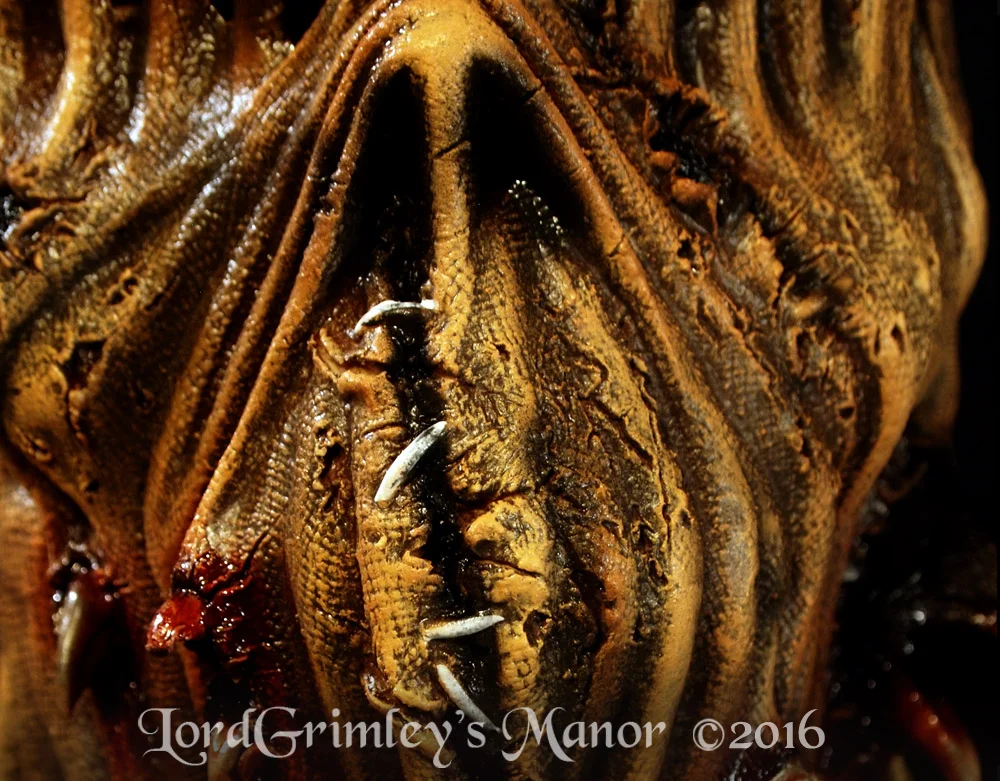 Ghoulish_ScareTheCrows_08.jpg