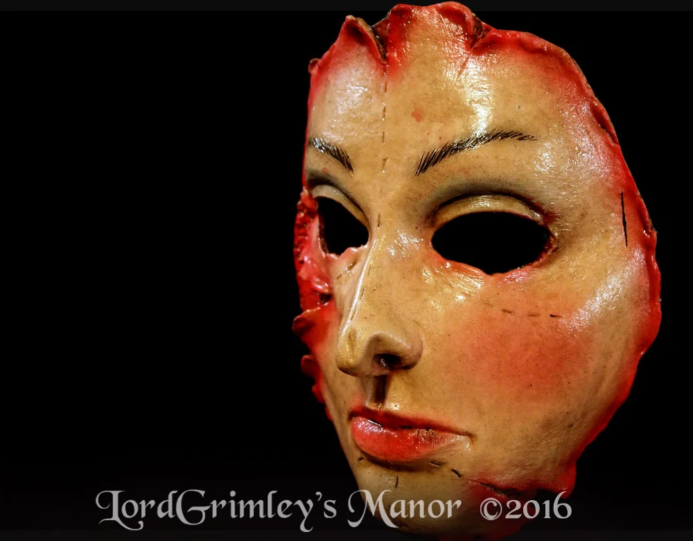 Ghoulish_SerialKiller16_03.jpg