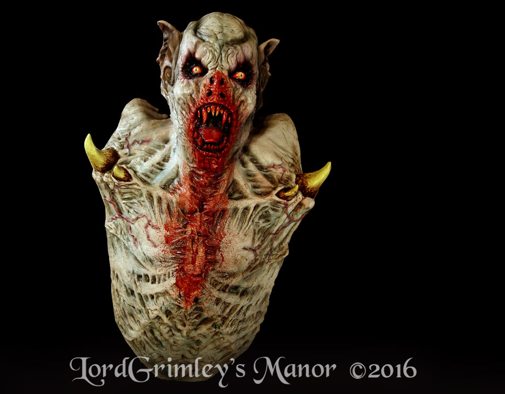 Ghoulish_MegaVampire_02.jpg