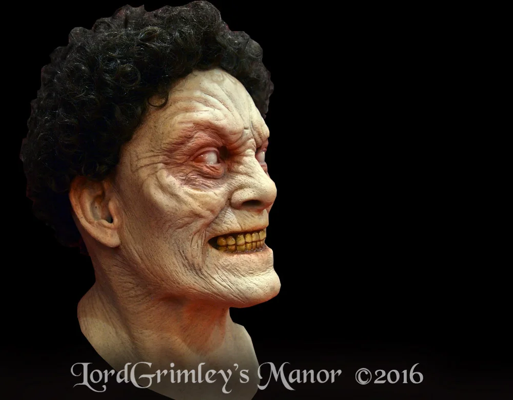 Trick_EvilDeadVivian_004.jpg