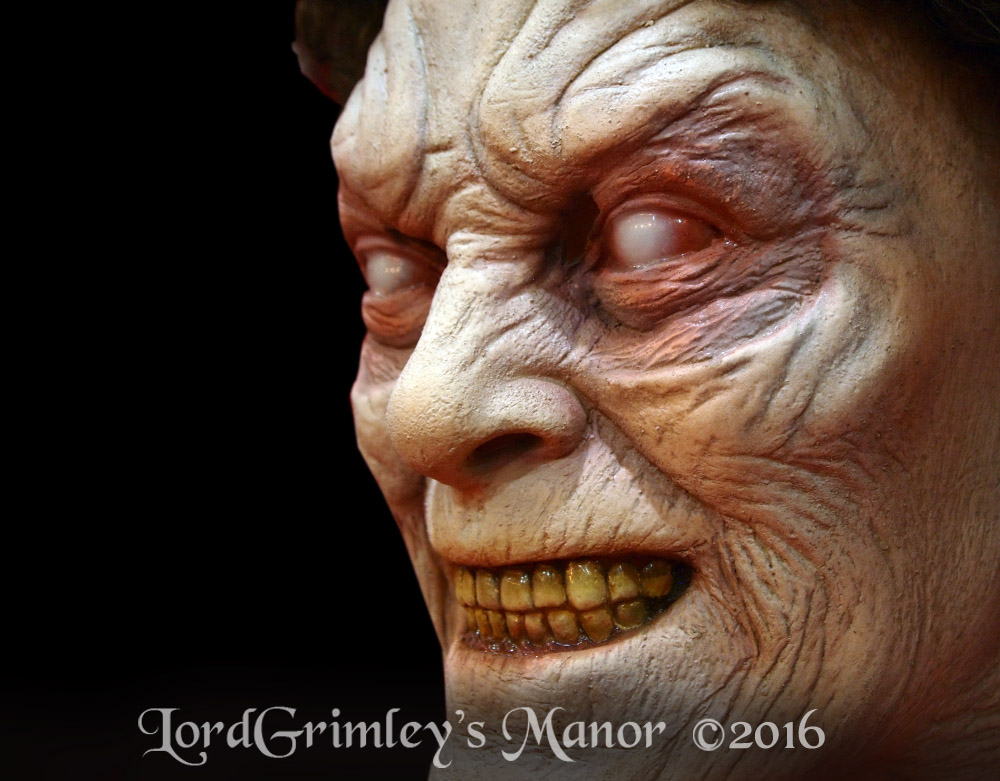 Trick_EvilDeadVivian_005.jpg