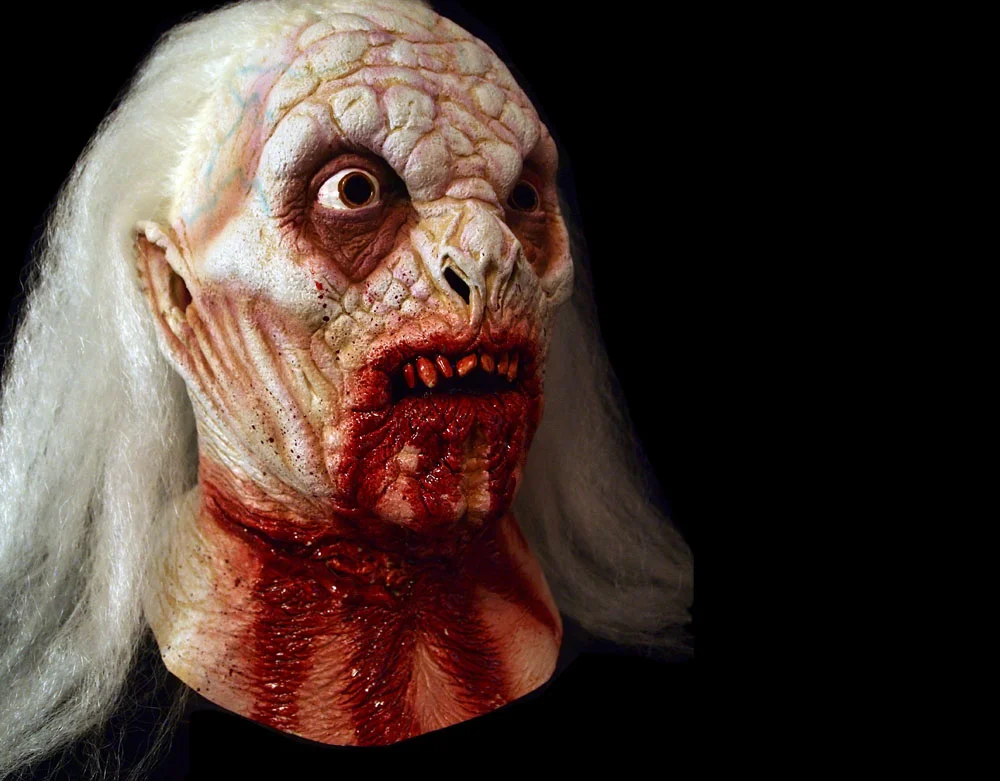 Ghoulish_BramStokerDraculaDead_Icon.jpg