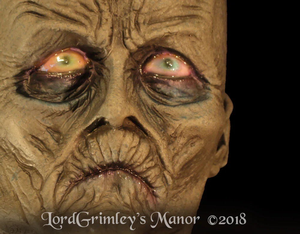 Discontinued_Creeptonian_01.jpg