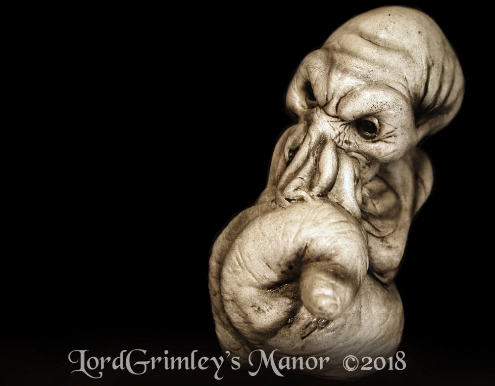 GrimleyMinions_WhiteCthulhu_01.jpg