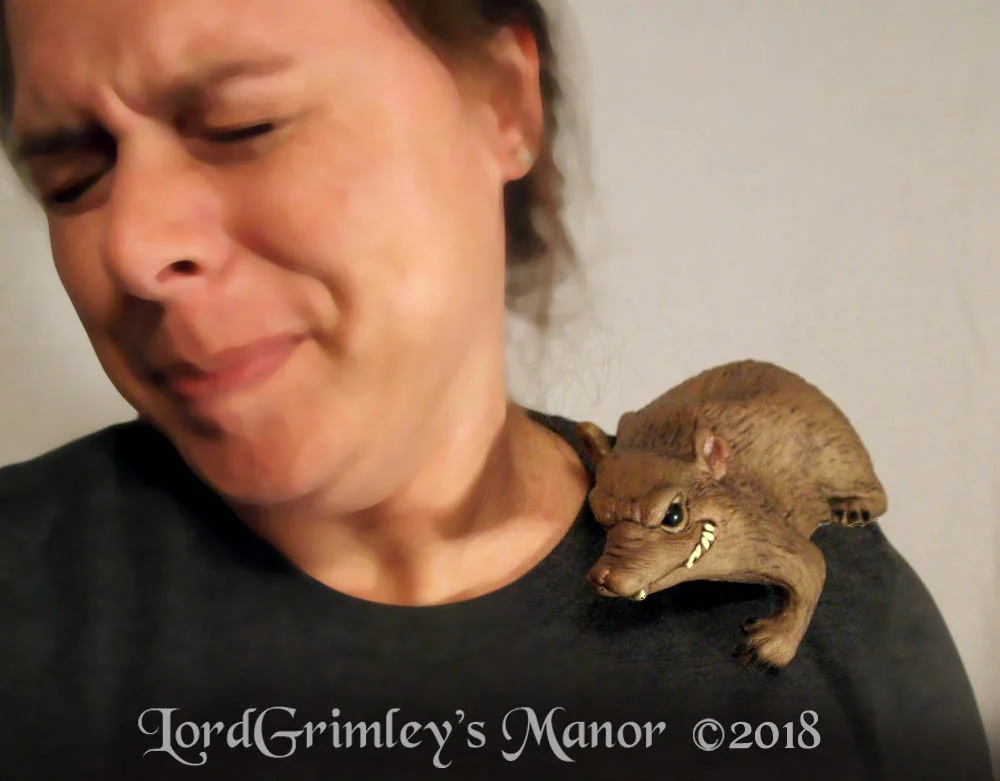 Ghoulish_Shoulder_Rat_02.jpg