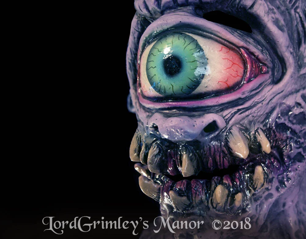Discontinued_PurplePeople_06.jpg