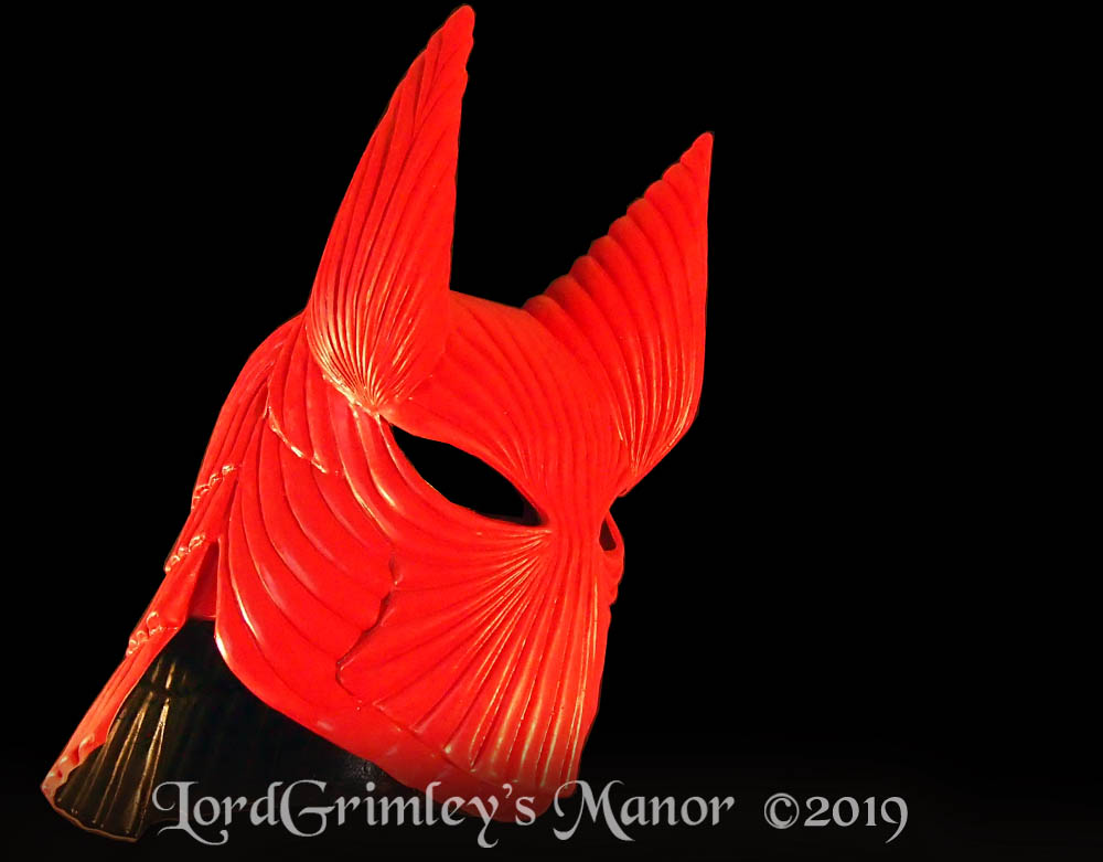 Ghoulish_DraculaHelmet_LordGrimley_04.jpg
