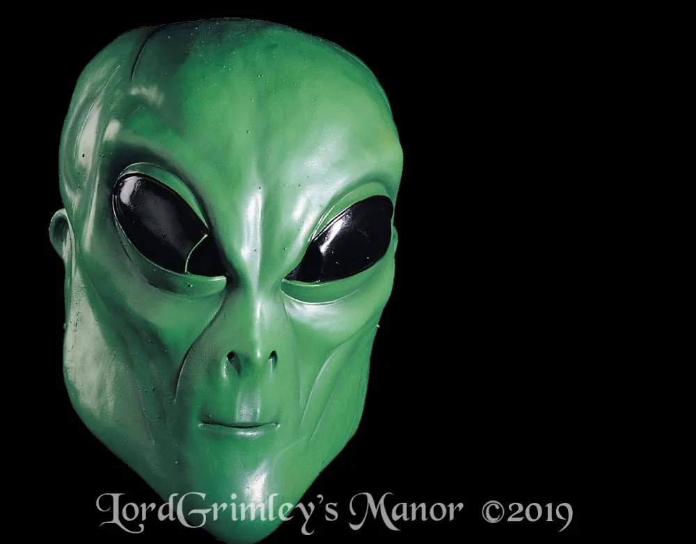 LordGrimley_Area51_GreenAlien_01.jpg