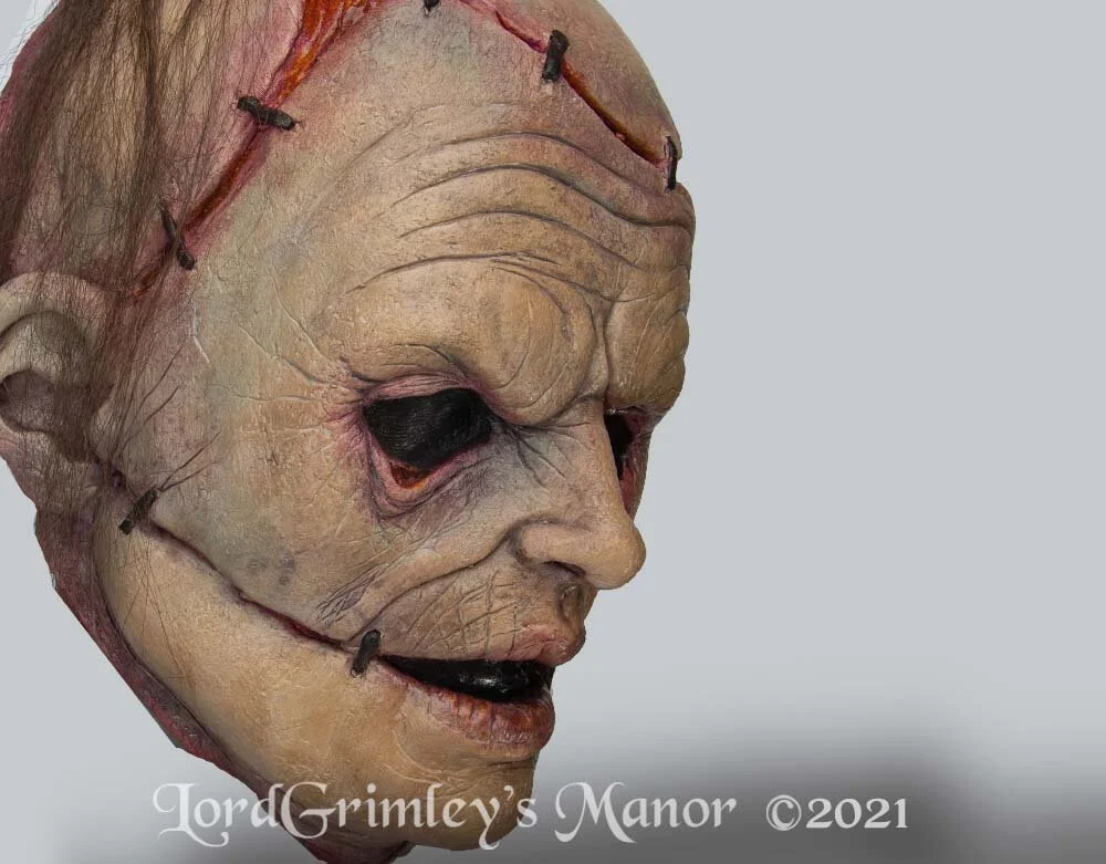 Oktober Studios - Meat Hook - Halloween Latex mask - Lord Grimley's Manor