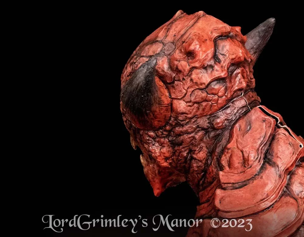 Trick or Treat Studios - Dungeons & Dragons - Pit Fiend Halloween Mask - Lord Grimley's Manor